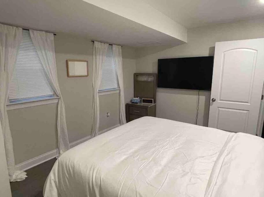 Luxury 2bedroom Near Ewrnewark Airport Newark