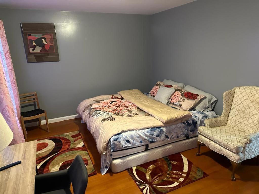 Master's Bedroom With Private Bathroom, 6 Mins To Liberty International Airport Penn Station Prudential New York It Is Central Close To Major Places * Newark
