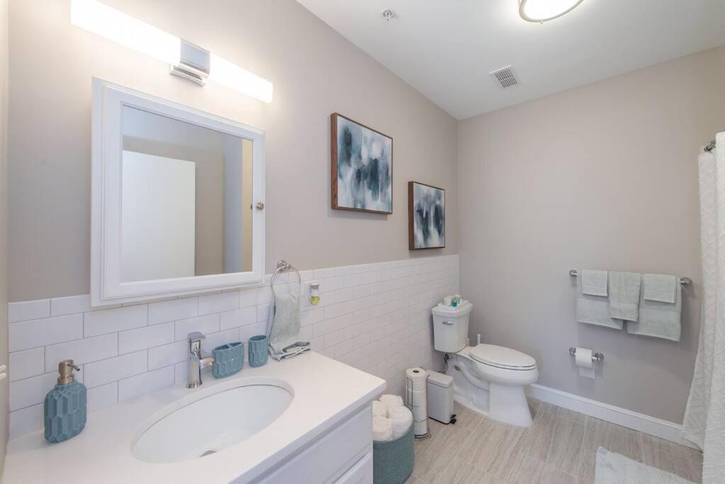 Luxury 2 Bedroom Near Nyc W/ Rooftop Lounge