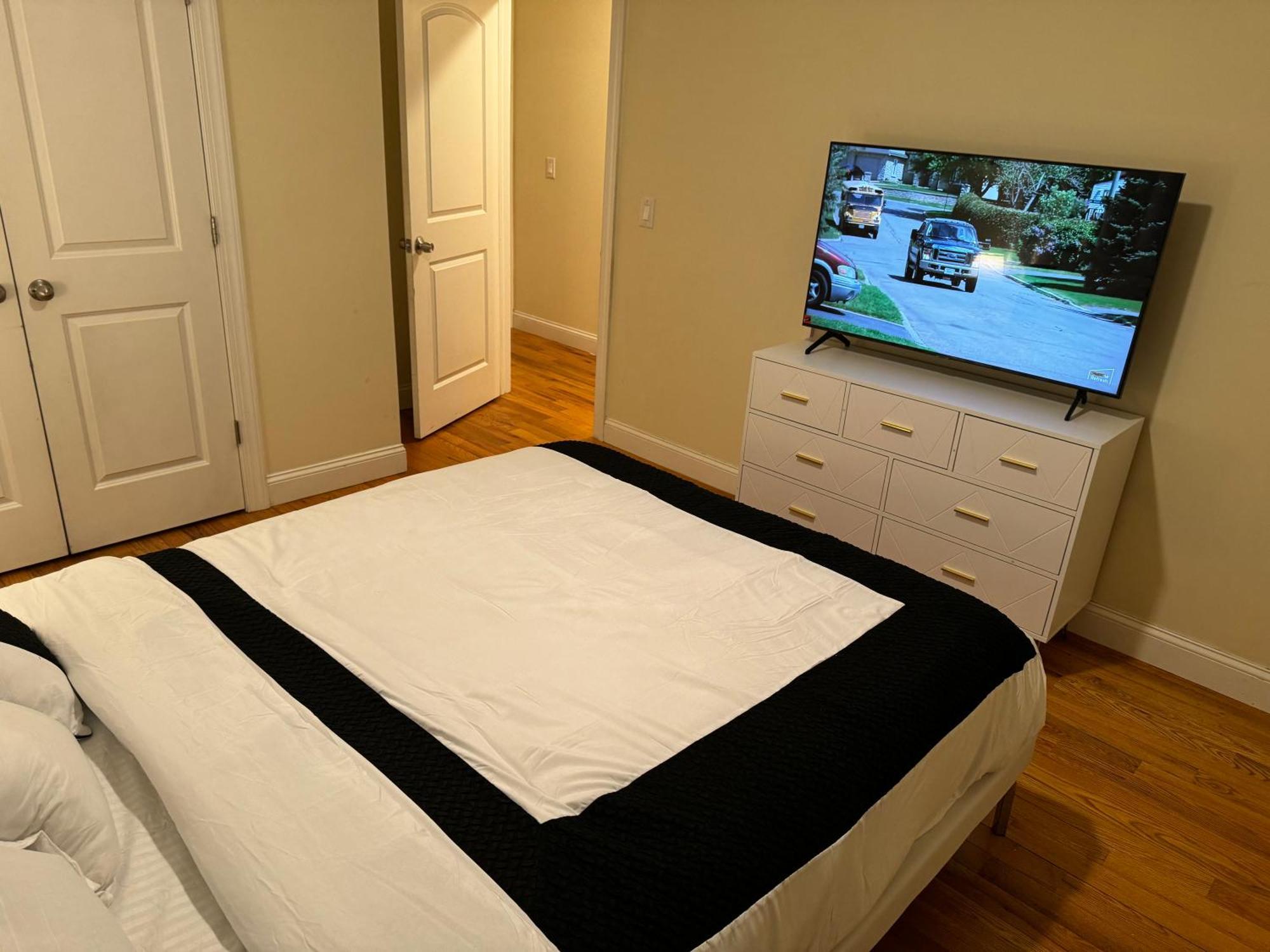 Hospedagem domiciliar Affordable Luxury Near Nyc & Ewr Newark
