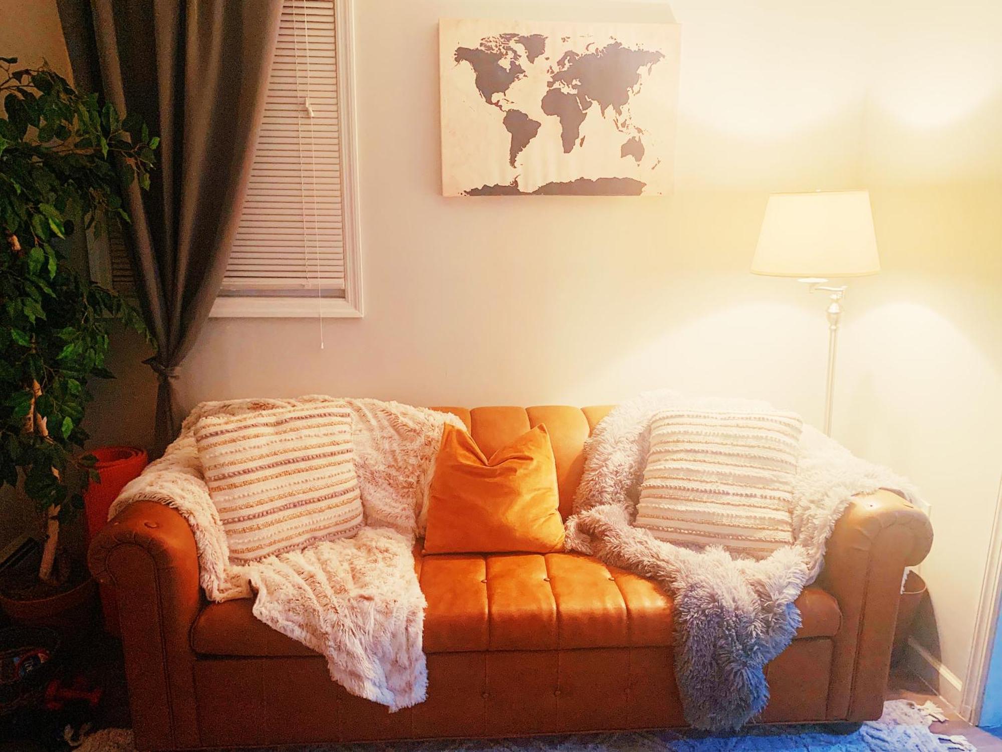Sale!! Brick 20 Mins From Nyc!! Newark