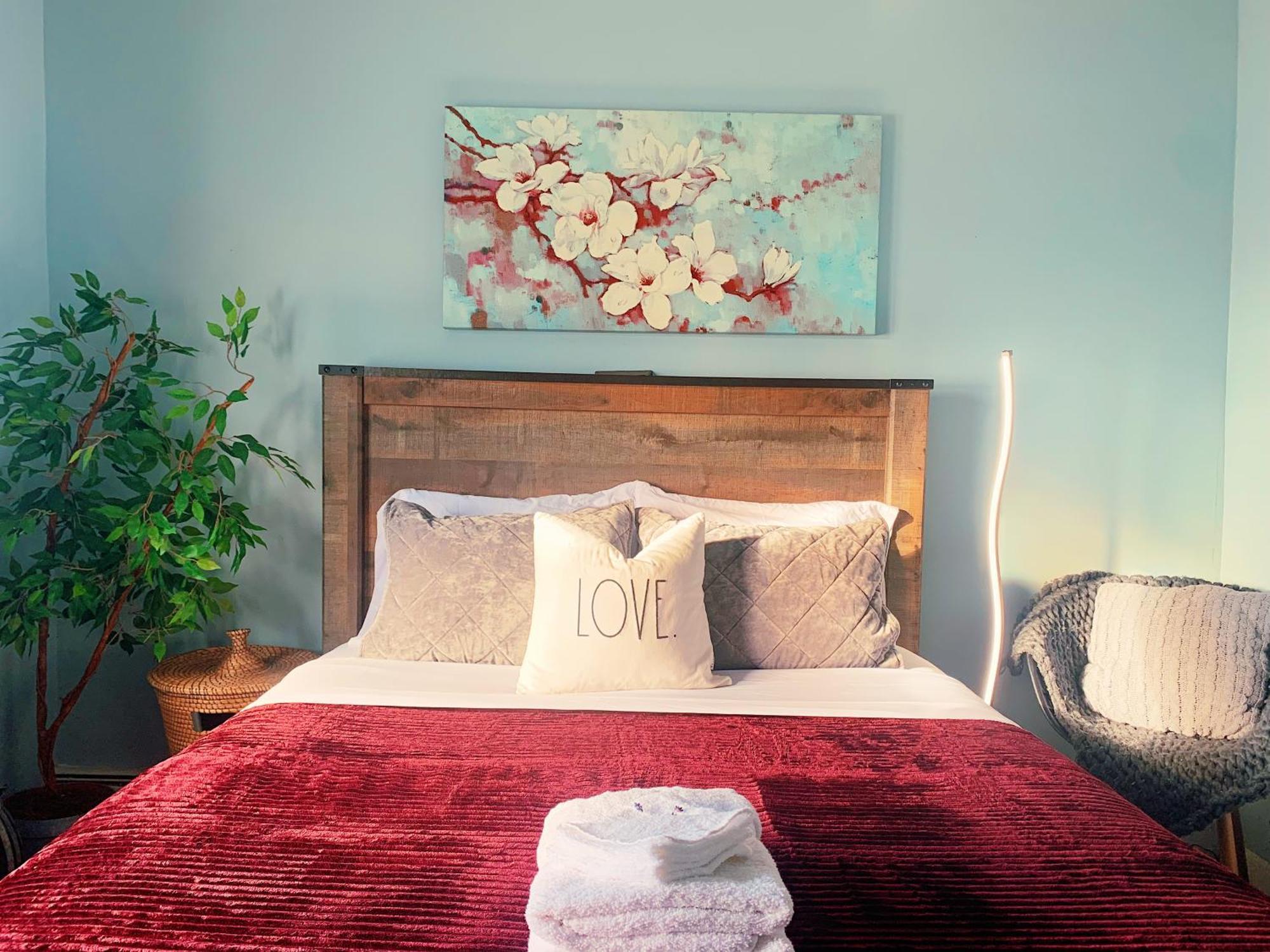 Holiday home Sale!! Brick 20 Mins From Nyc!!