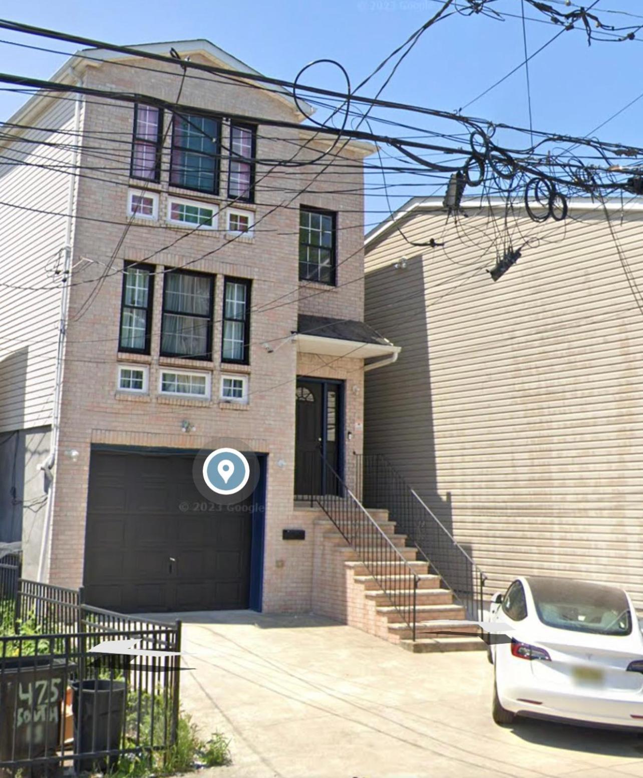 Elegant 3 Kings Bedroom Near Downtown Ewr Nyc Airport *
