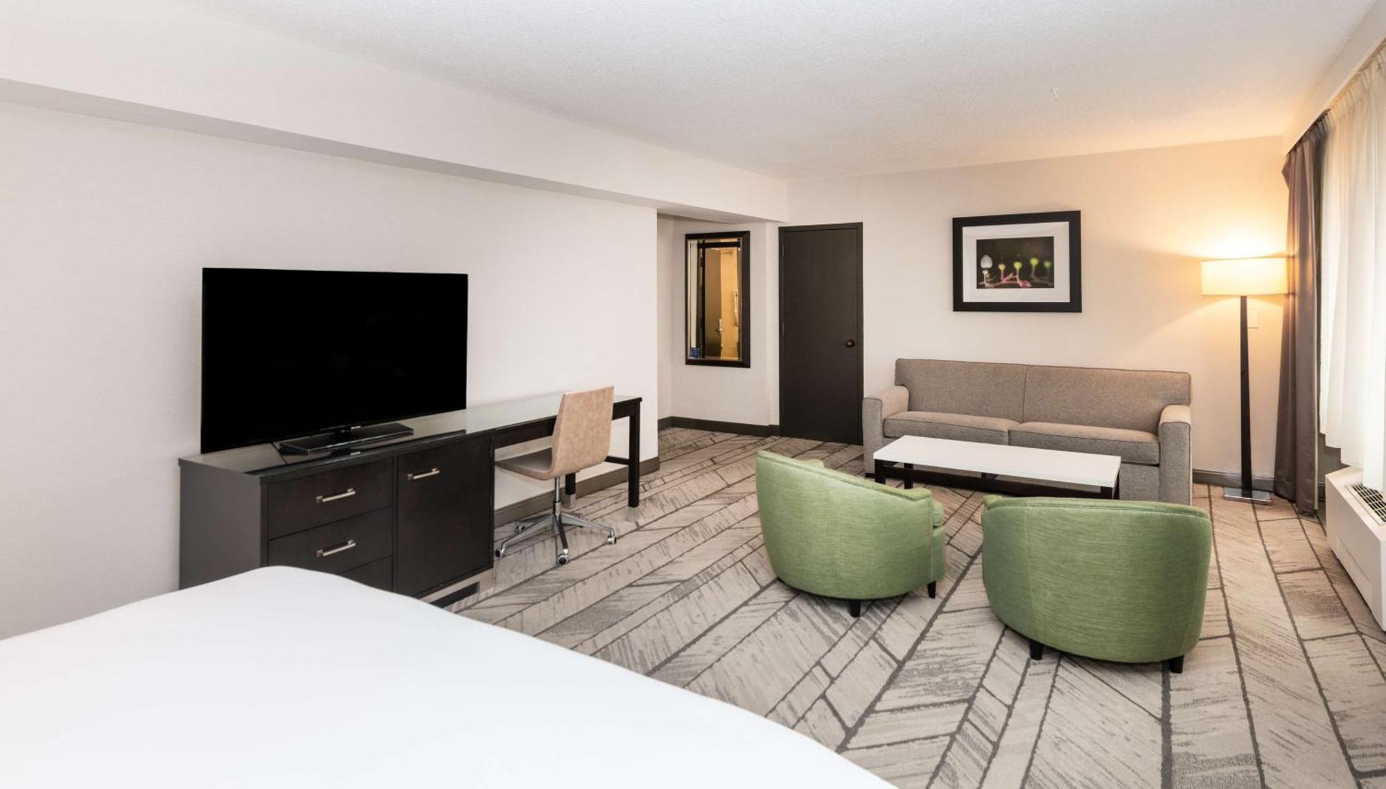 Doubletree By Hilton Penn Station, Nj Newark