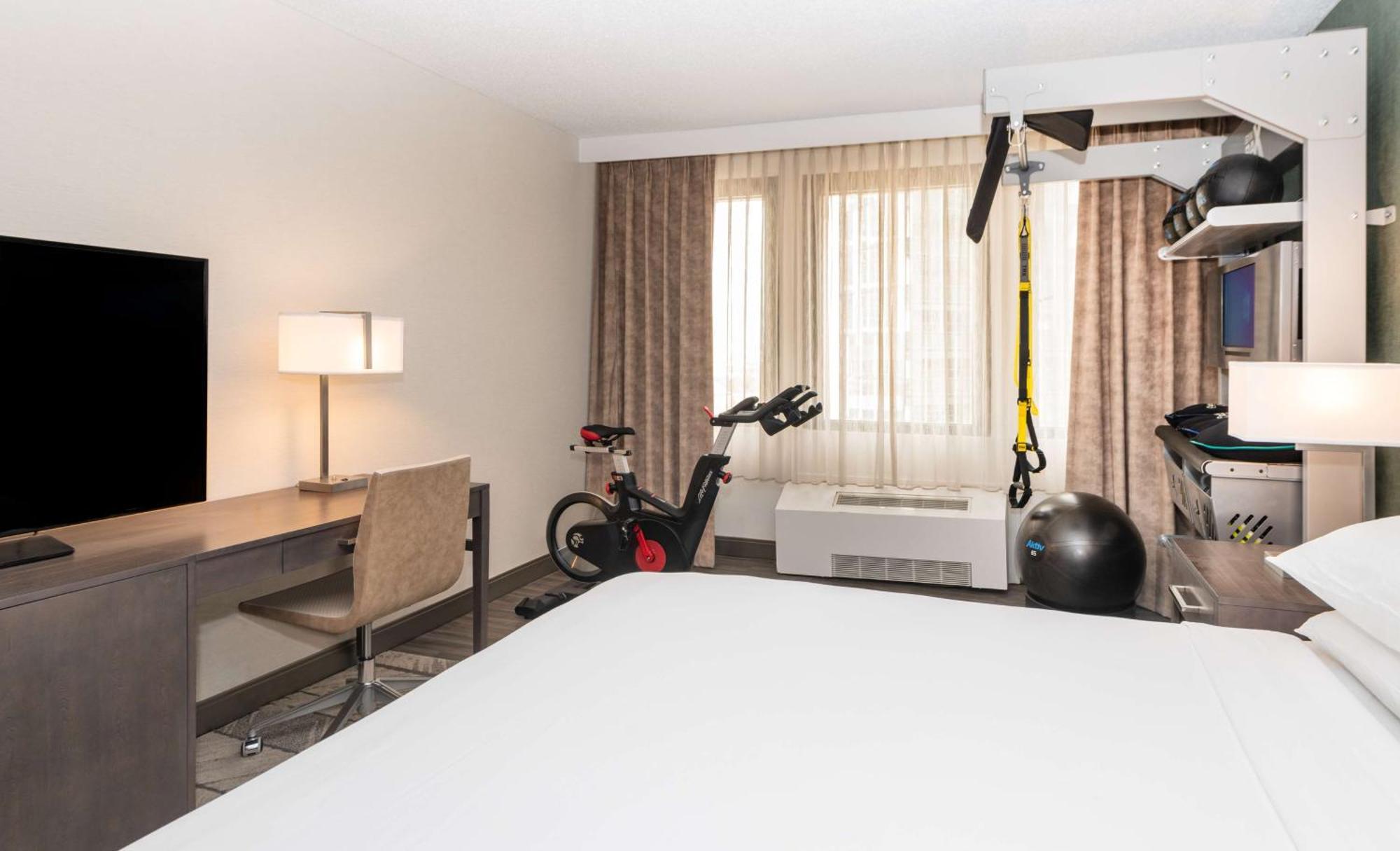 Doubletree By Hilton Penn Station, Nj Hotel