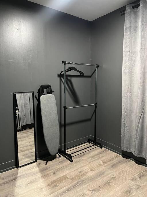 Apartment Vintage Luxury 2 Bedroom Newark