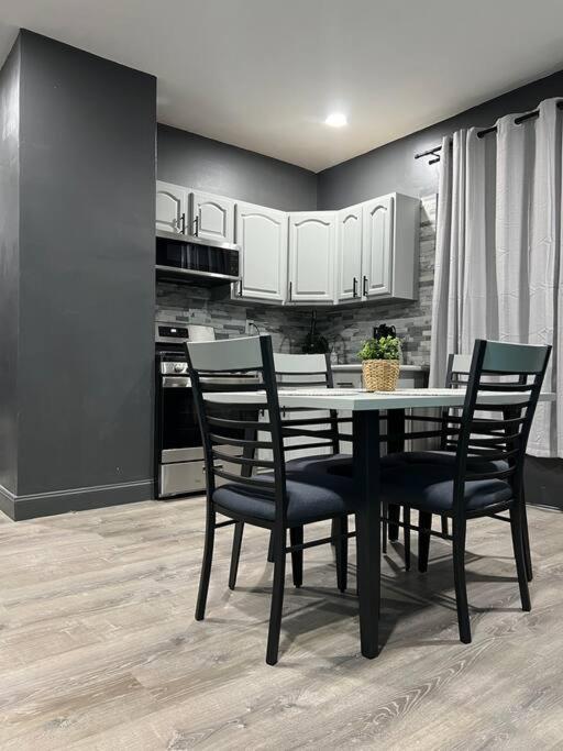 Vintage Luxury 2 Bedroom