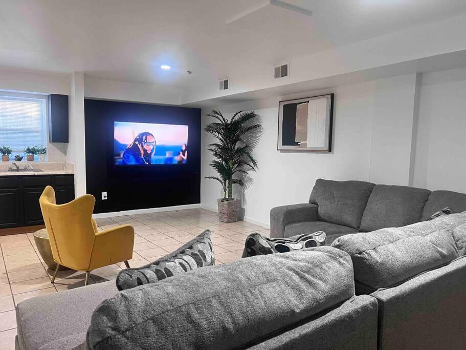 Apartment 2 Kings Bedroom,2 Bath, 7mins From Ewr/nyc