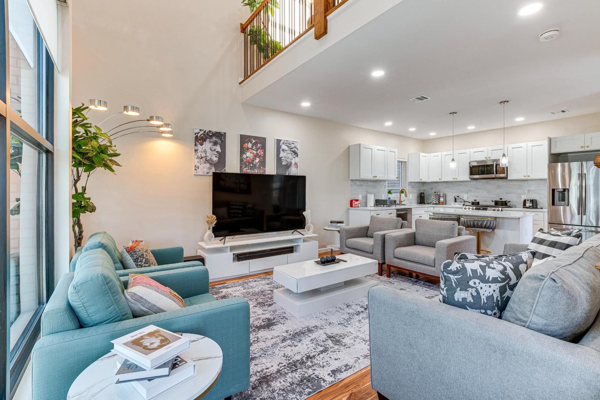 Luxe Retreat With Rooftop Deck Pets Welcome! Newark