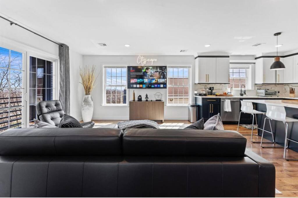 Apartment Cityscape Newark
