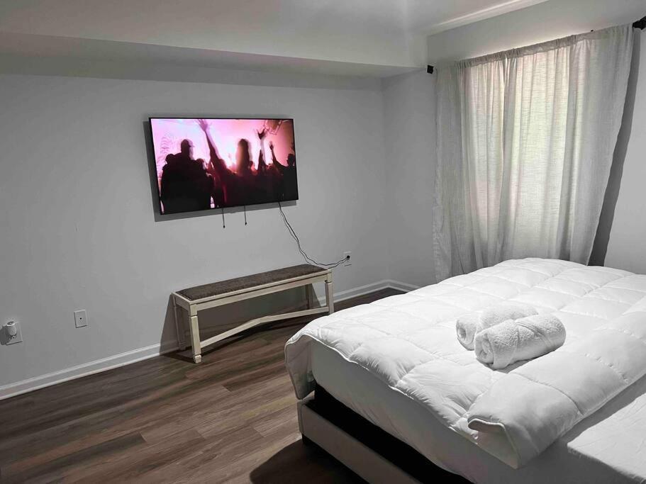 2 Kings Bedroom,2 Bath, 7mins From Ewr/nyc Apartment