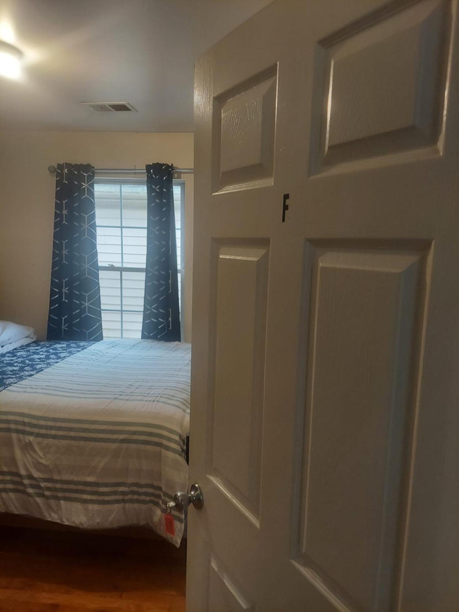 Crystal 1 Near 12mins To Ewr Airport / Prudential / Njit / Penn Station *