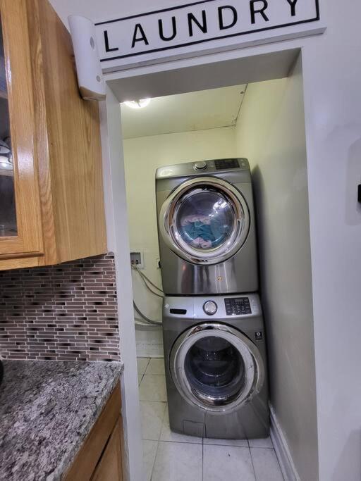 Calm 3 Bedroom Newark