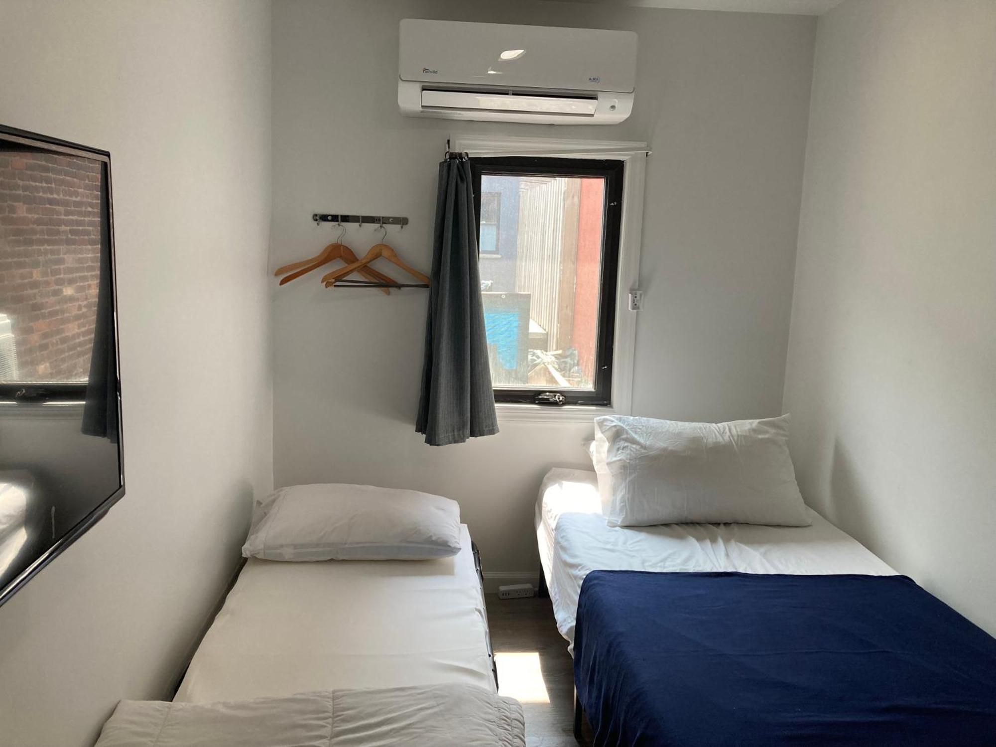 Modern Ironbound With Kitchen-fasttraintonyc-onestoptoairport Guest house