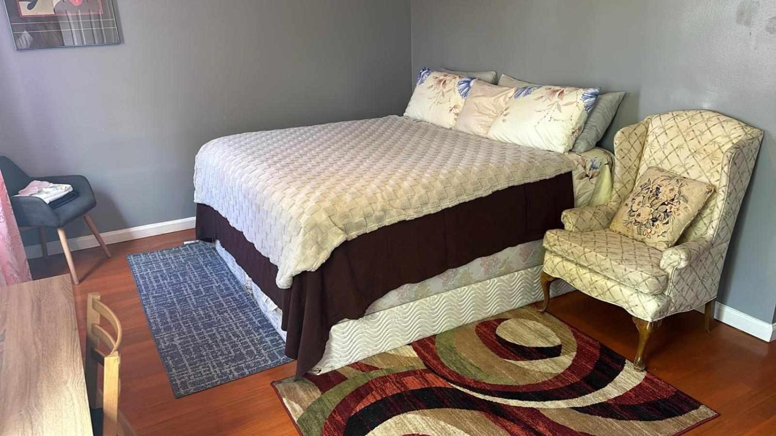 Hospedagem domiciliar J Divine And 5mins To Ewr Airport And 4mins To Penn Station Newark, New York *