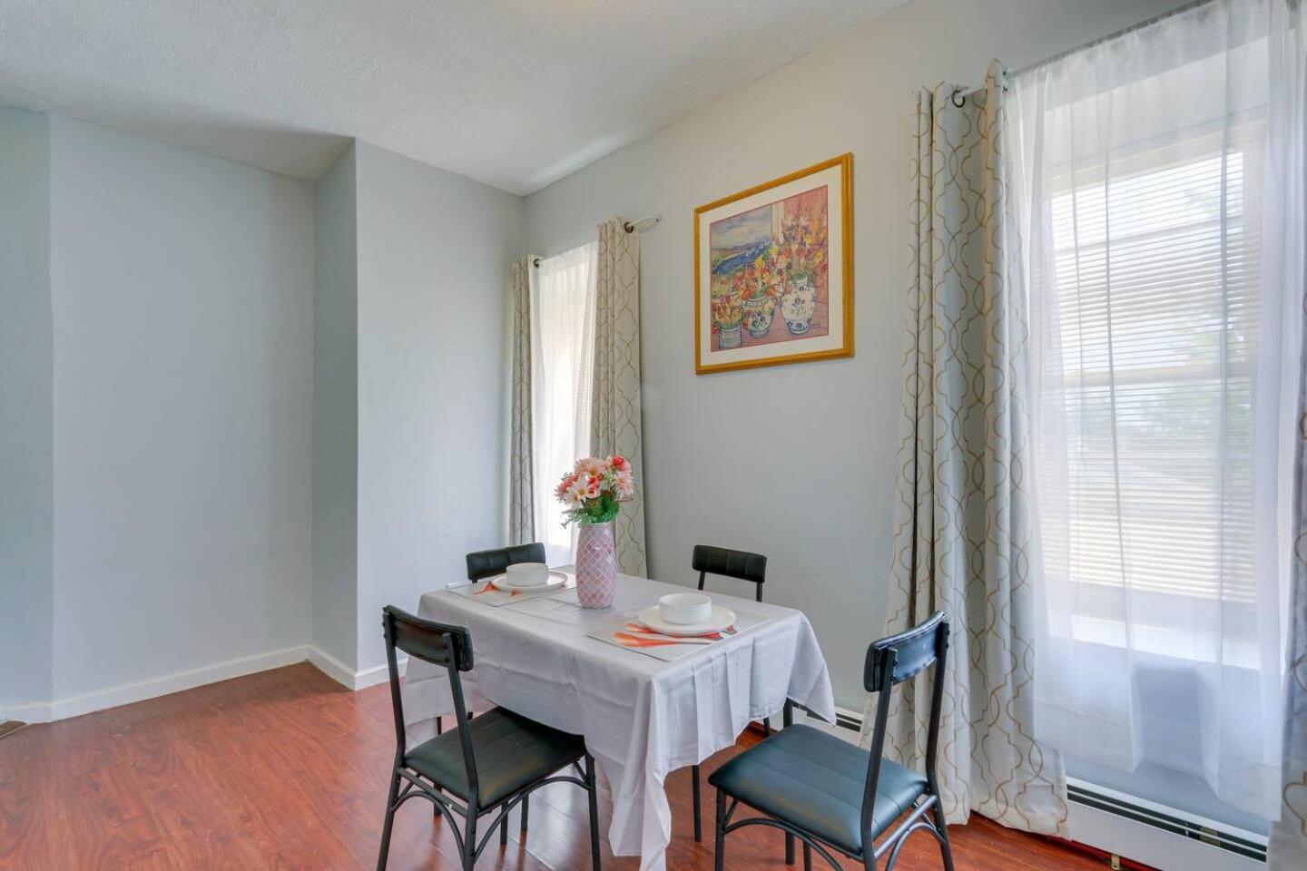 Clinton Hills -
