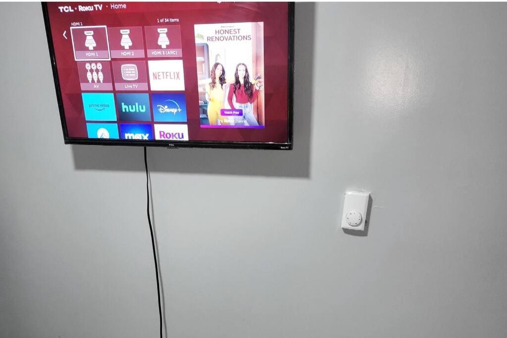 Homely 3 Bedroom Unit Apartment *