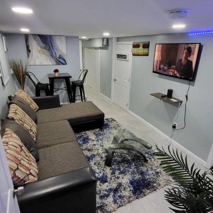 Apartment Homely 3 Bedroom Unit *
