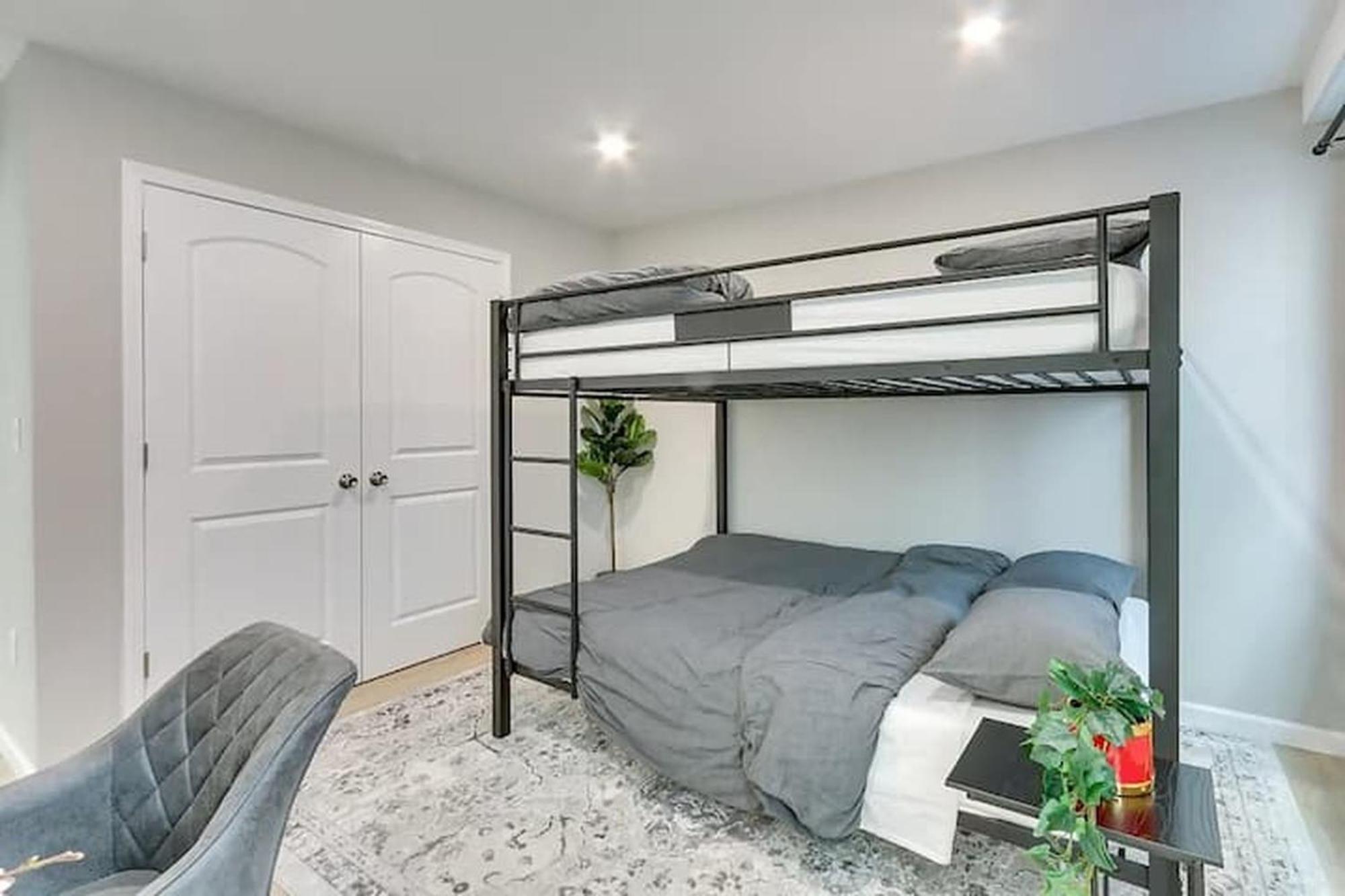 Modern Getaway Near Downtown & Nyc * Newark