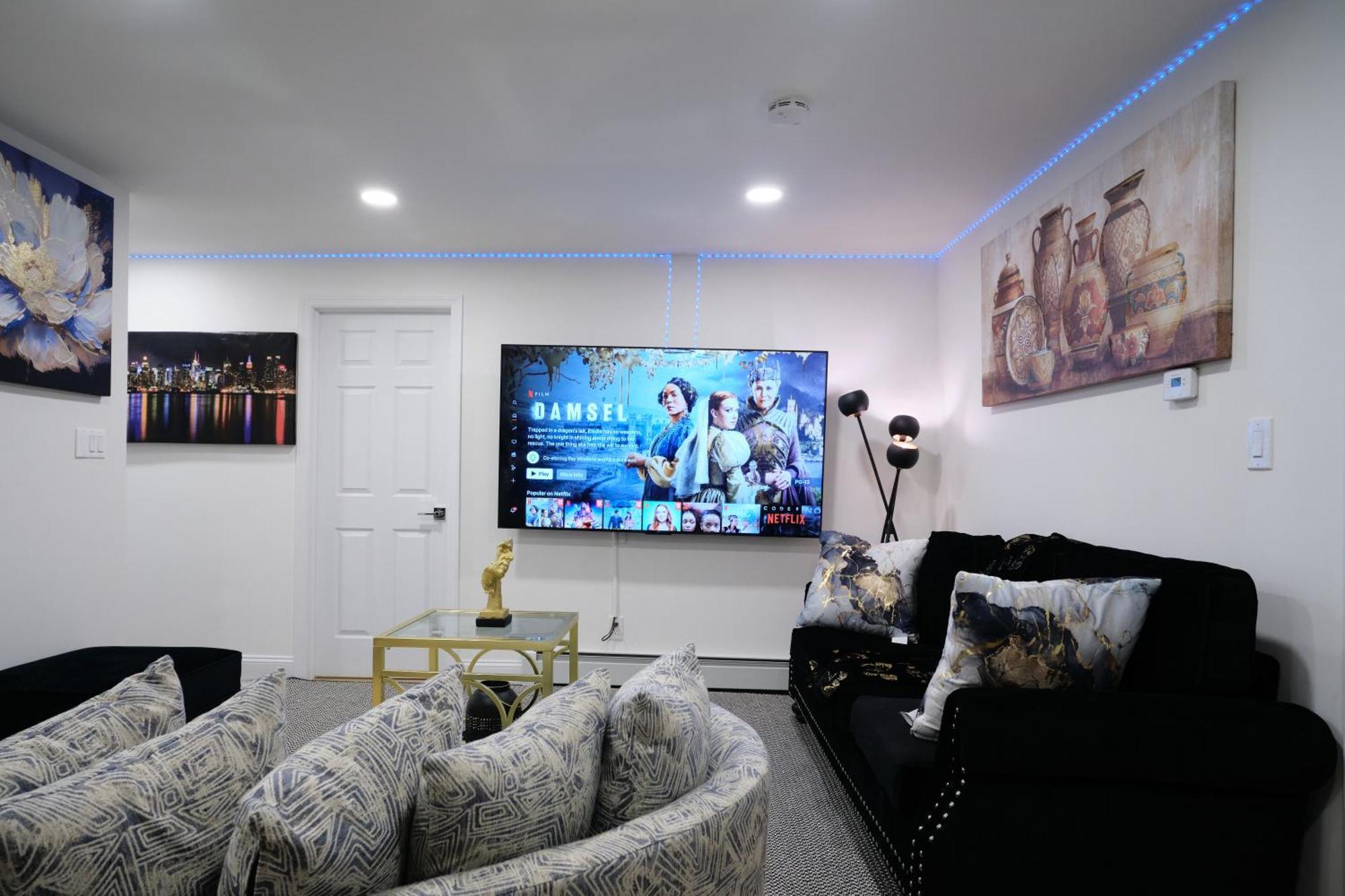 Exquisite 3 Bedrooms Apartment