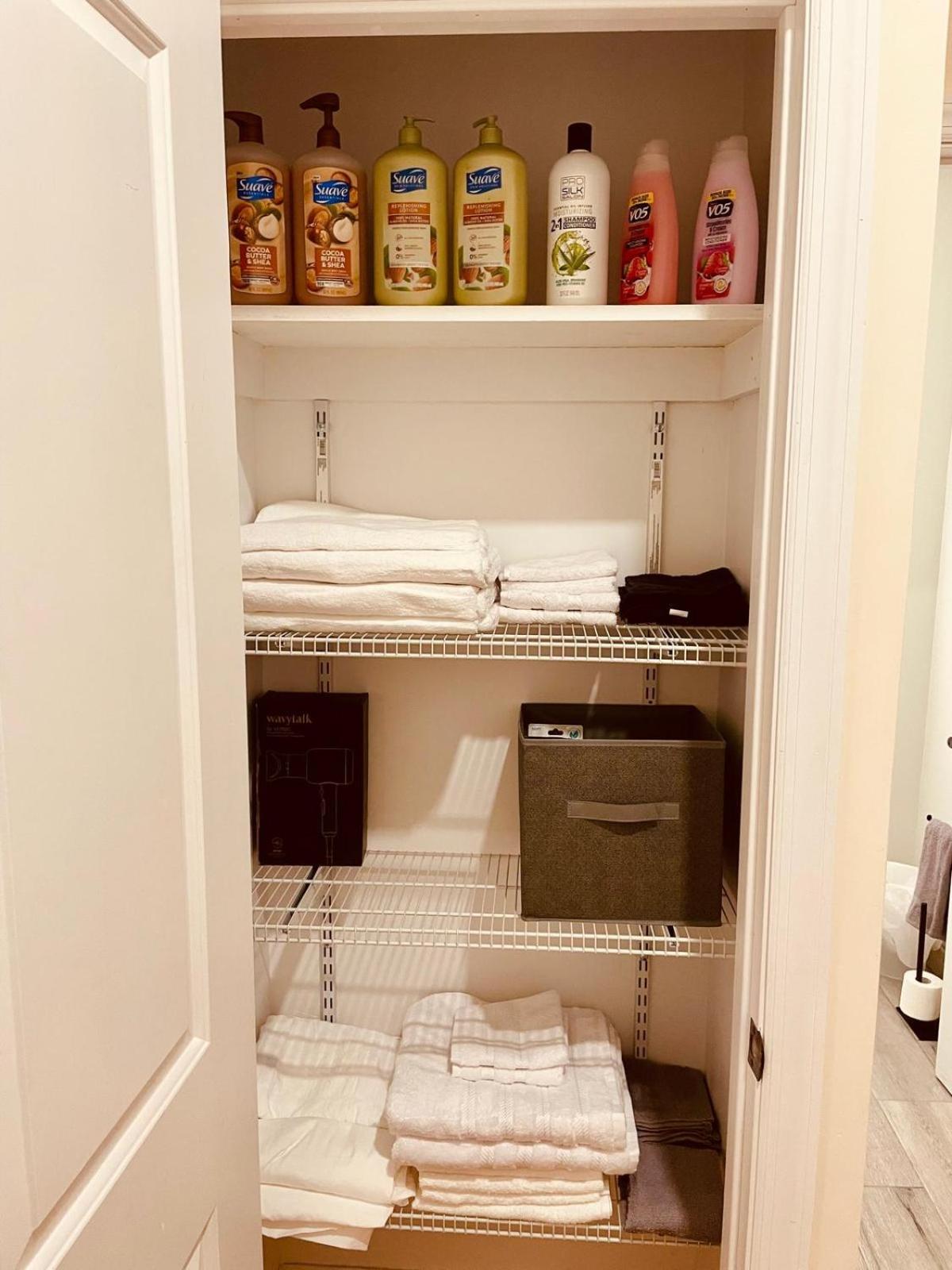 Ooohlala! 2 Beds And 2 Full Baths W/free Parking Apartment