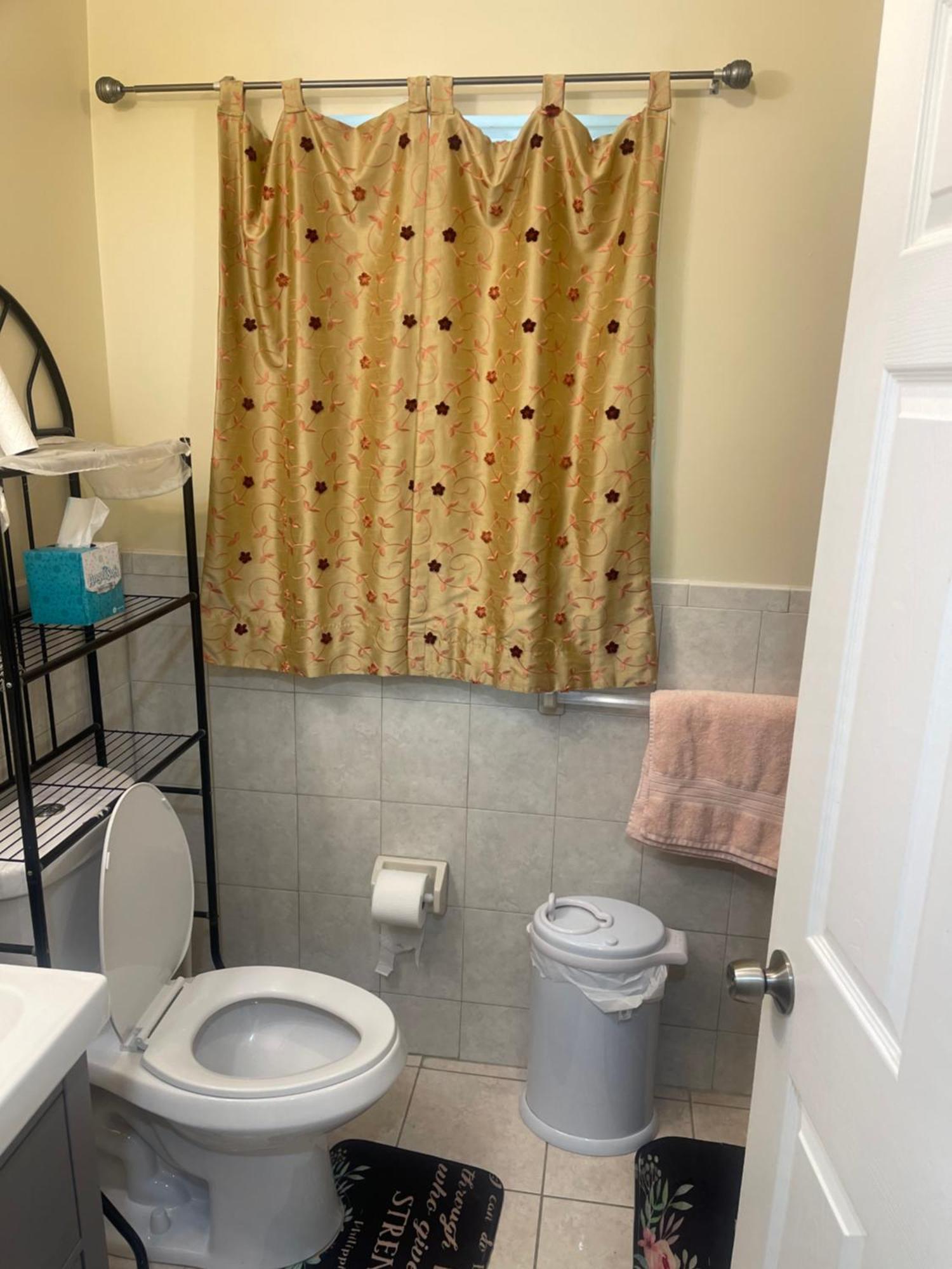 Apartment Perculiar A Newark