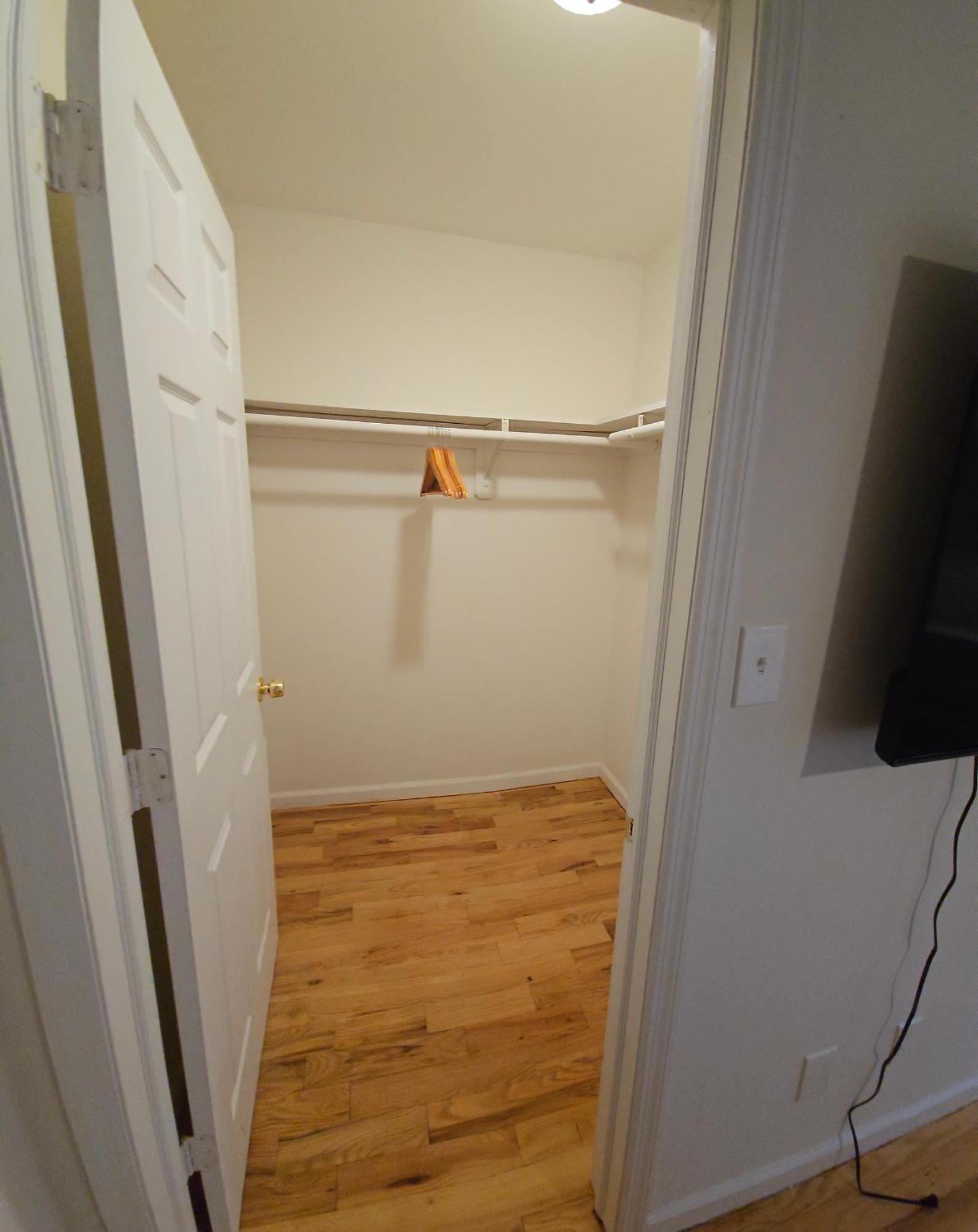 Apartment Bugo's With Private Bathroom Newark