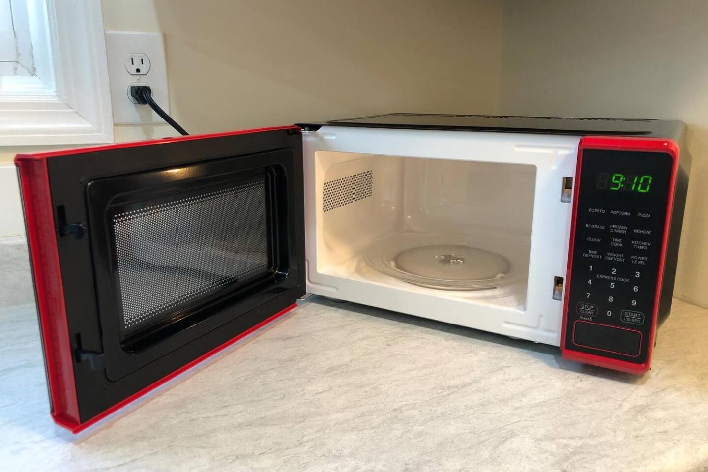 Large And Private 3 Bedroom And 1 Bathroom Near International Airport Ewr And New York Apartment *