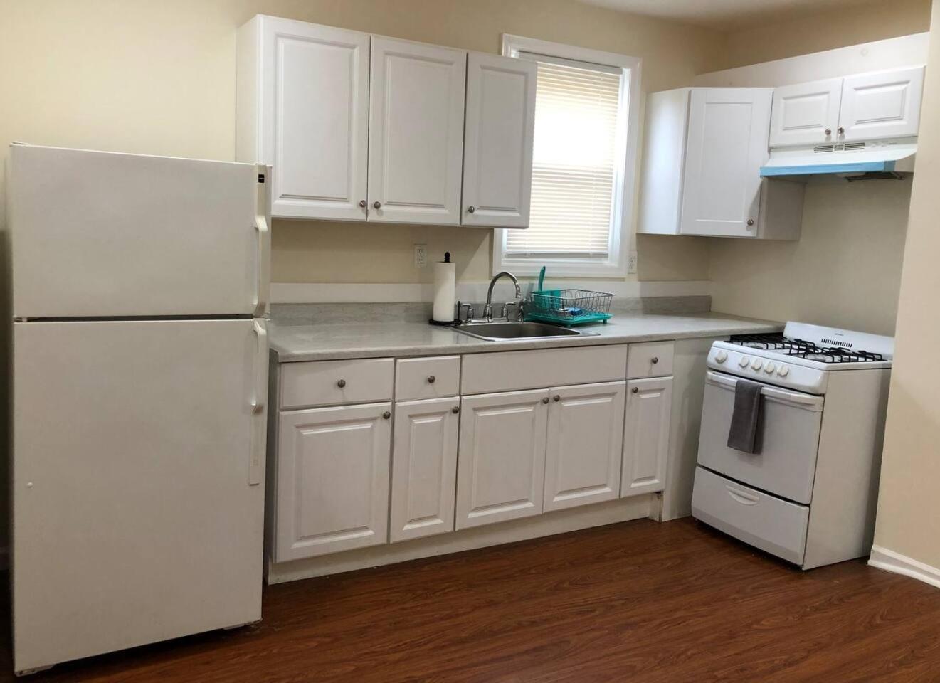 Large And Private 3 Bedroom And 1 Bathroom Near International Airport Ewr And New York *