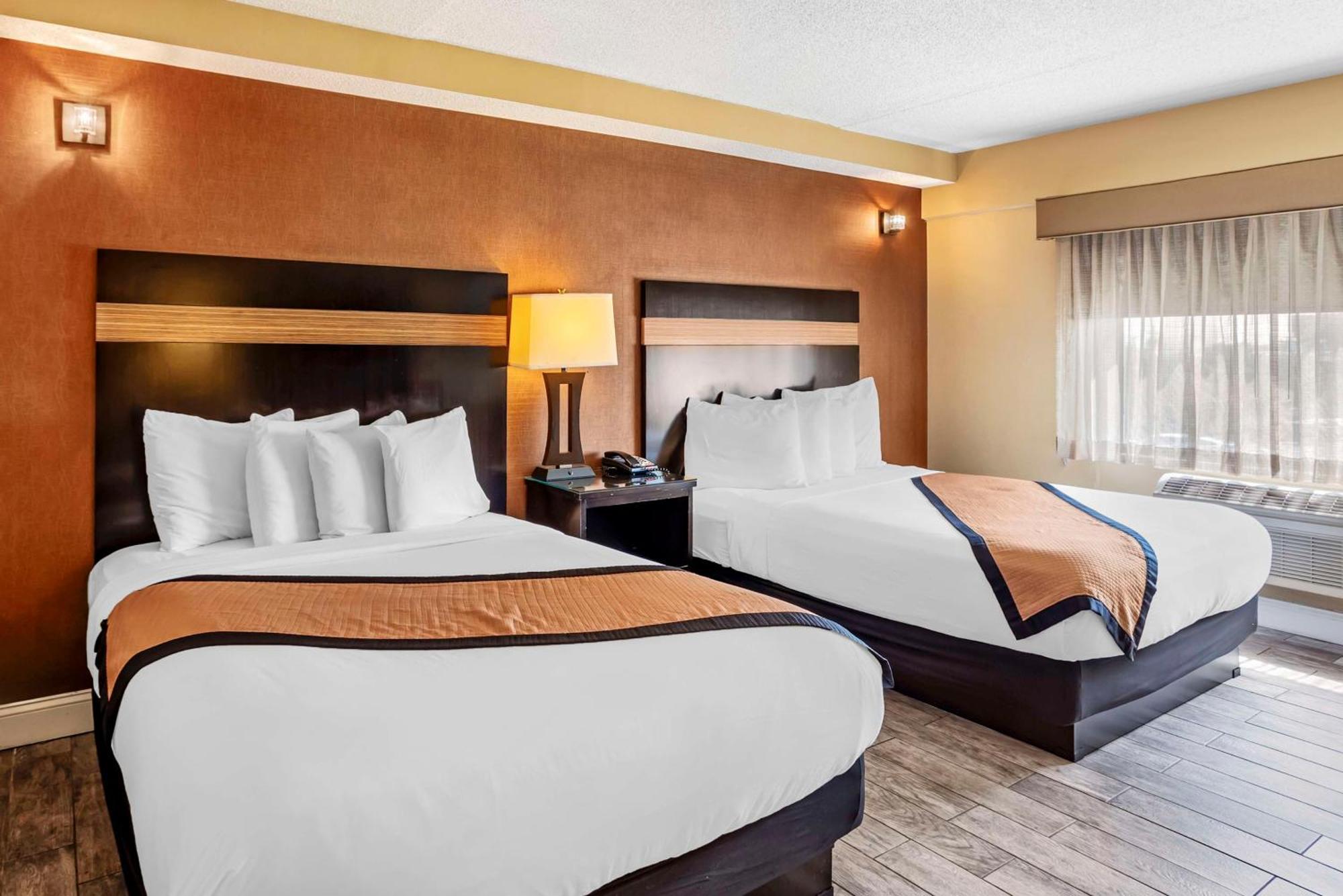 Hotel Western Airport West 3*