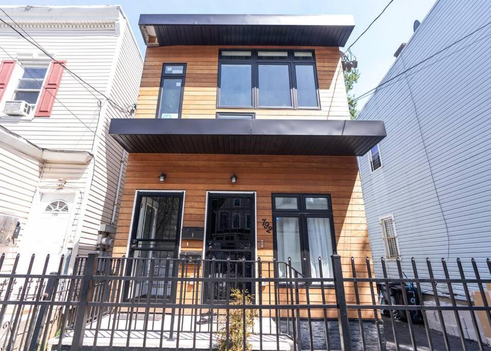 Apartment Elegant By Ewr & Pennstation