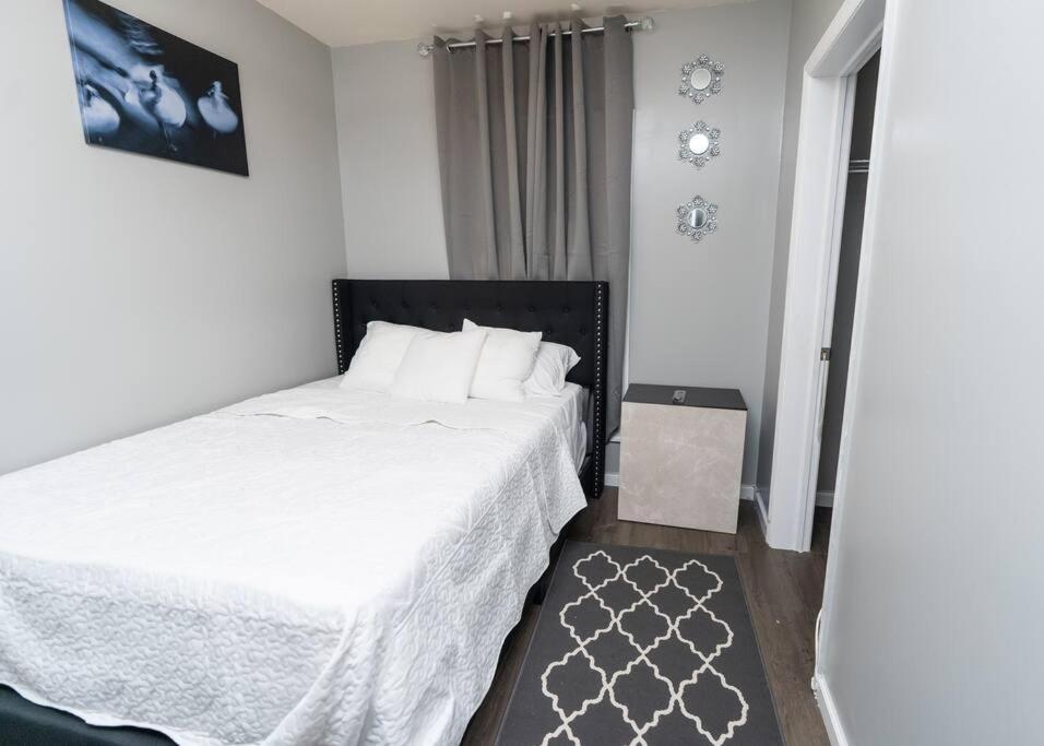 Elegant By Ewr & Pennstation Apartment Newark