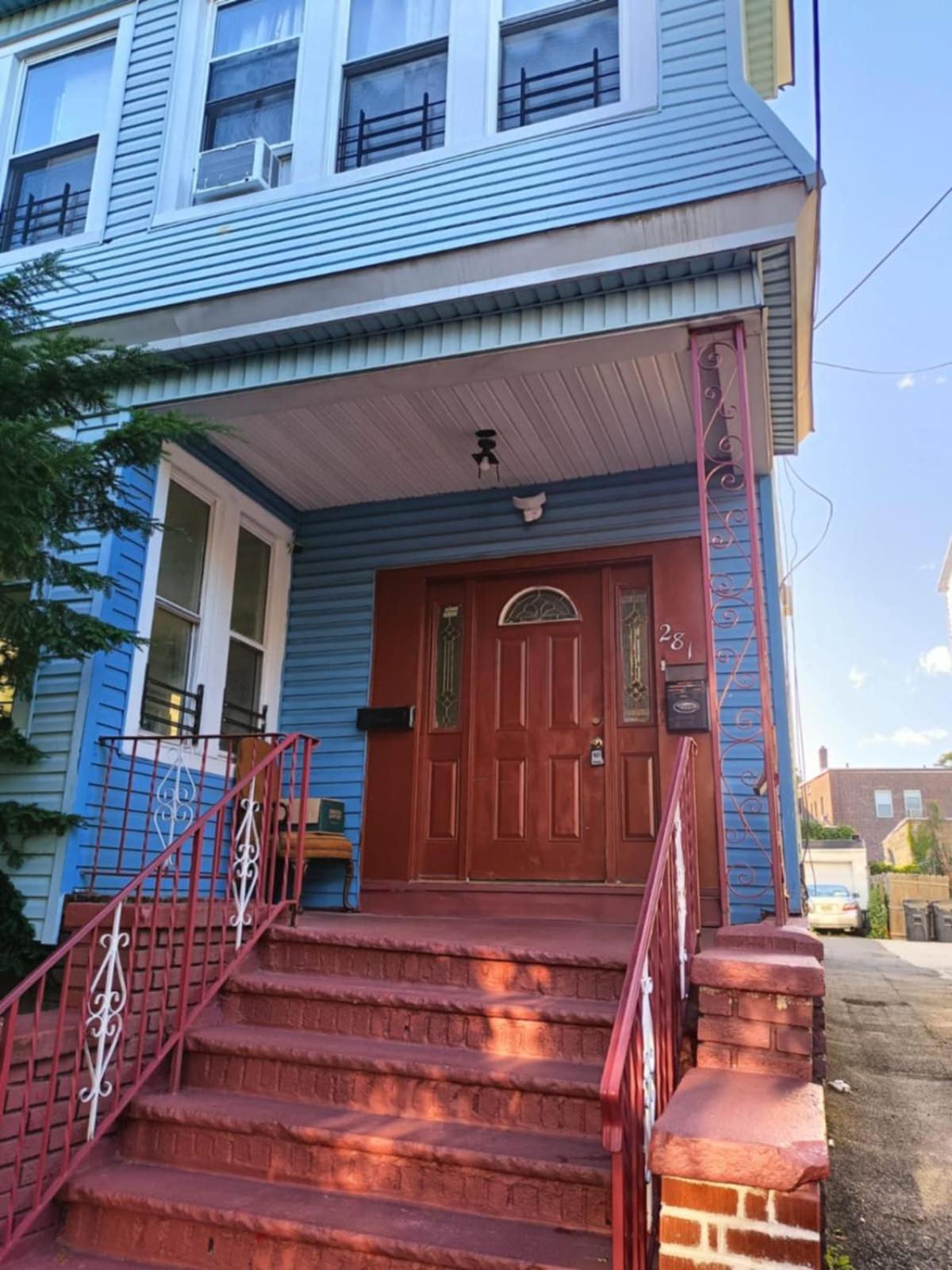 Fada 281 Ridgewood Ave Newark, New Jersey Near Ewr Airport Apartment