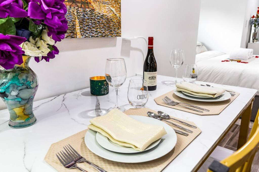 Luxury By Prudential Ctr & 7min To Ewr Airpt * Newark