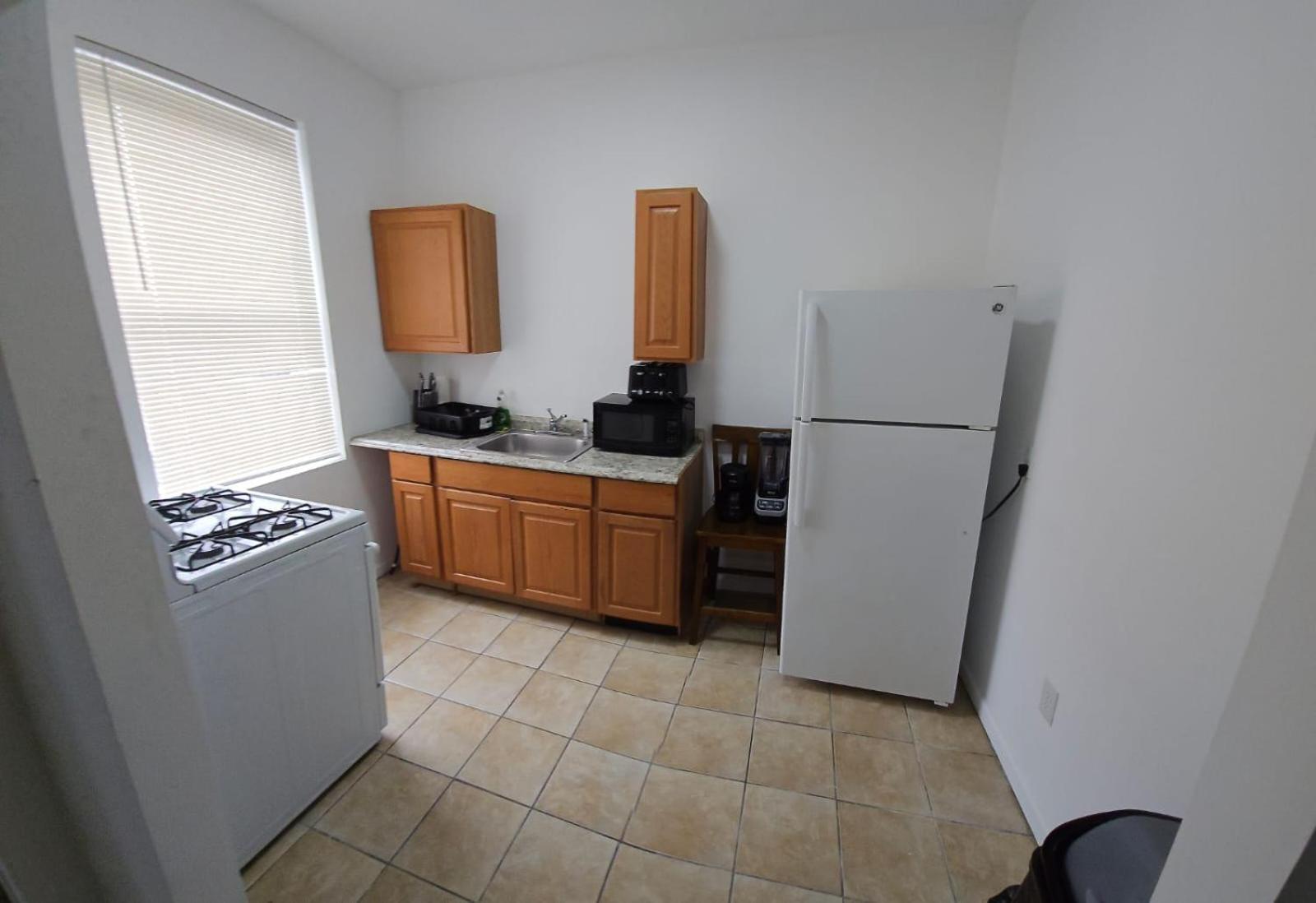 Clinton Ave Homestyle Guest * Newark