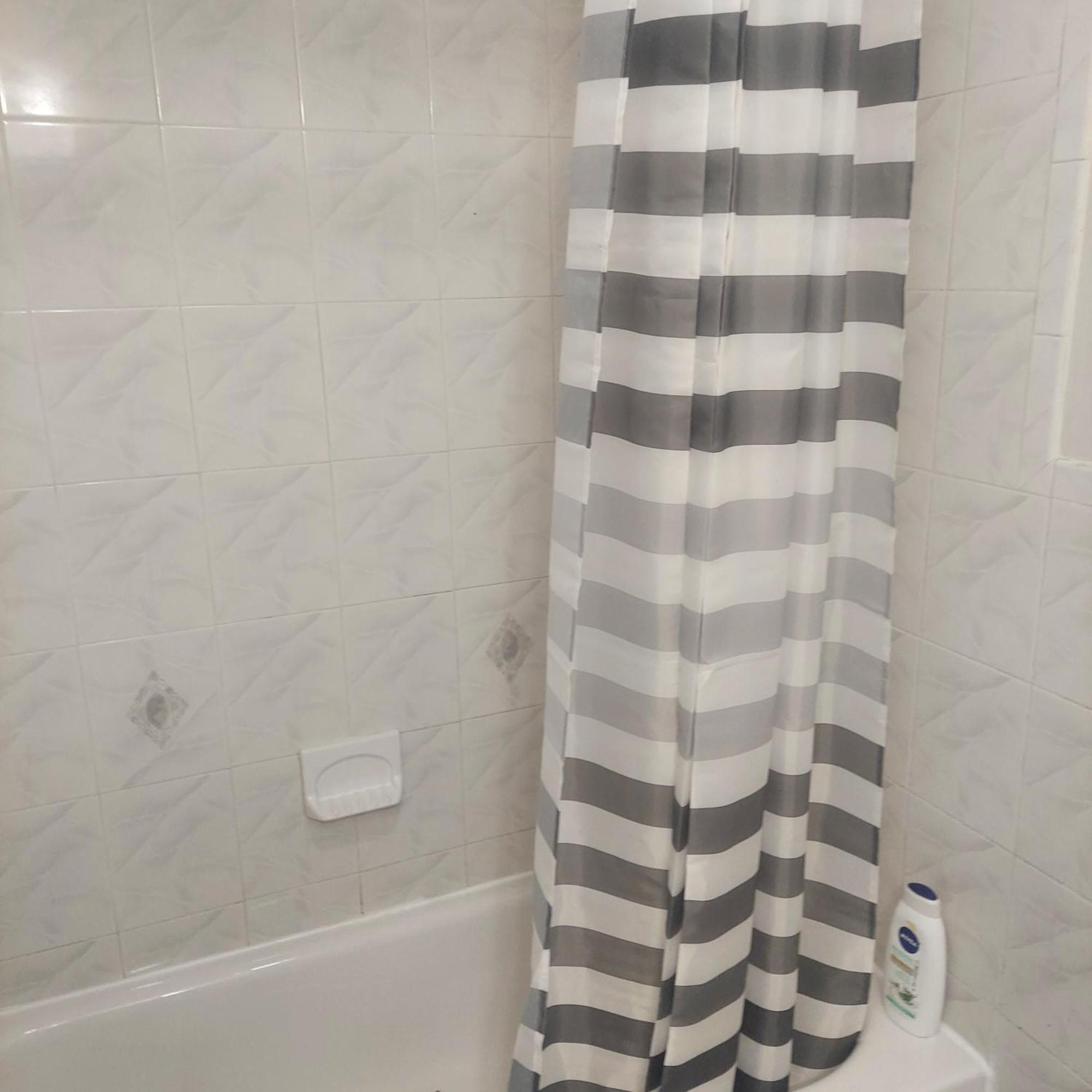 Cosy Bedroom 12mins To Airport Prudential Njit Umdj Penn Station *