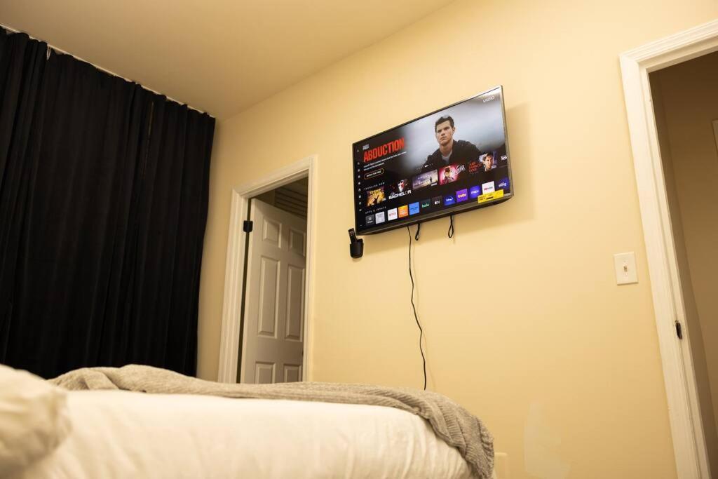 Holiday home Paloma - Lux Industrial Townhome Newark
