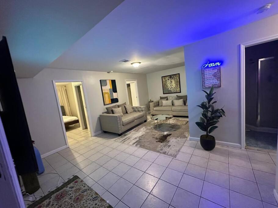 Apartment Exquisite 2 Bedroom Ewr Dwt Nyc *