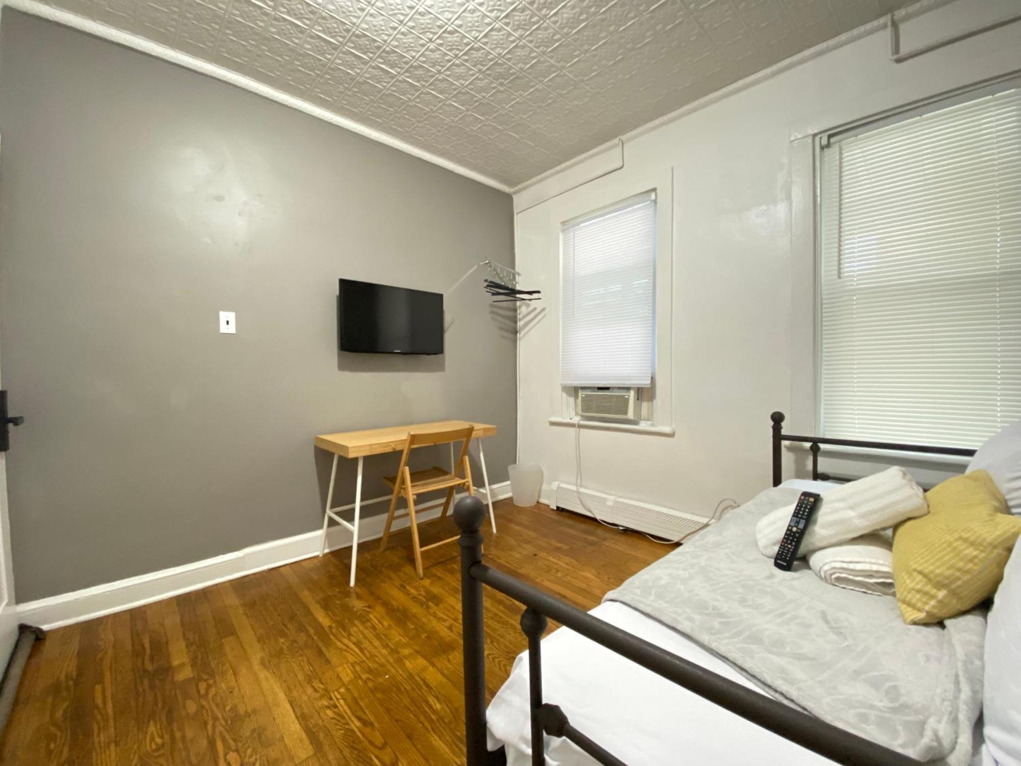 To Visit Nyc-subway Access Guest house