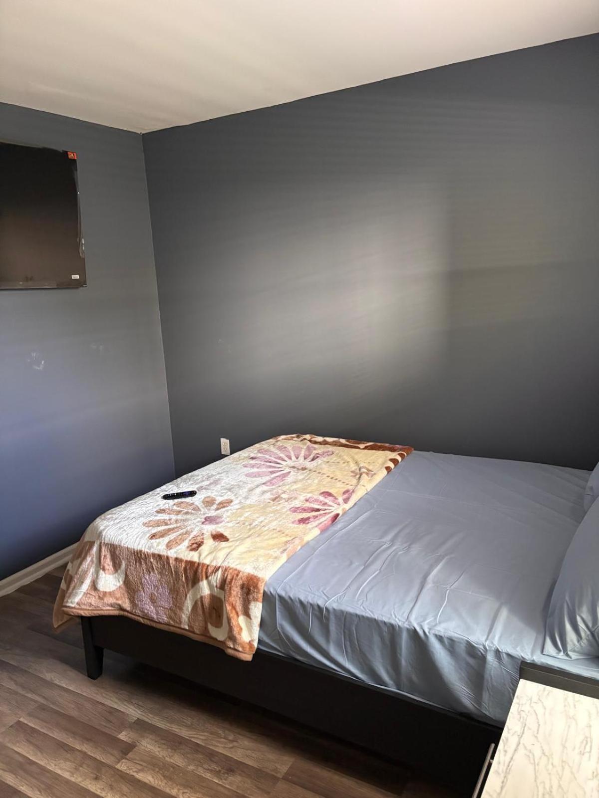 Nwk 457 Rm 213-f Homestay Newark