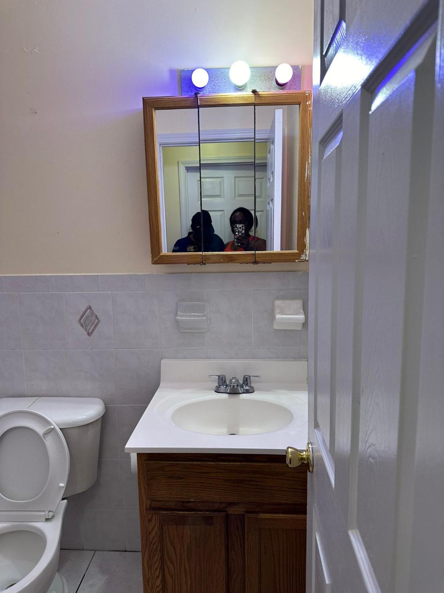 Homestay Nwk 457 Rm 111-a Newark