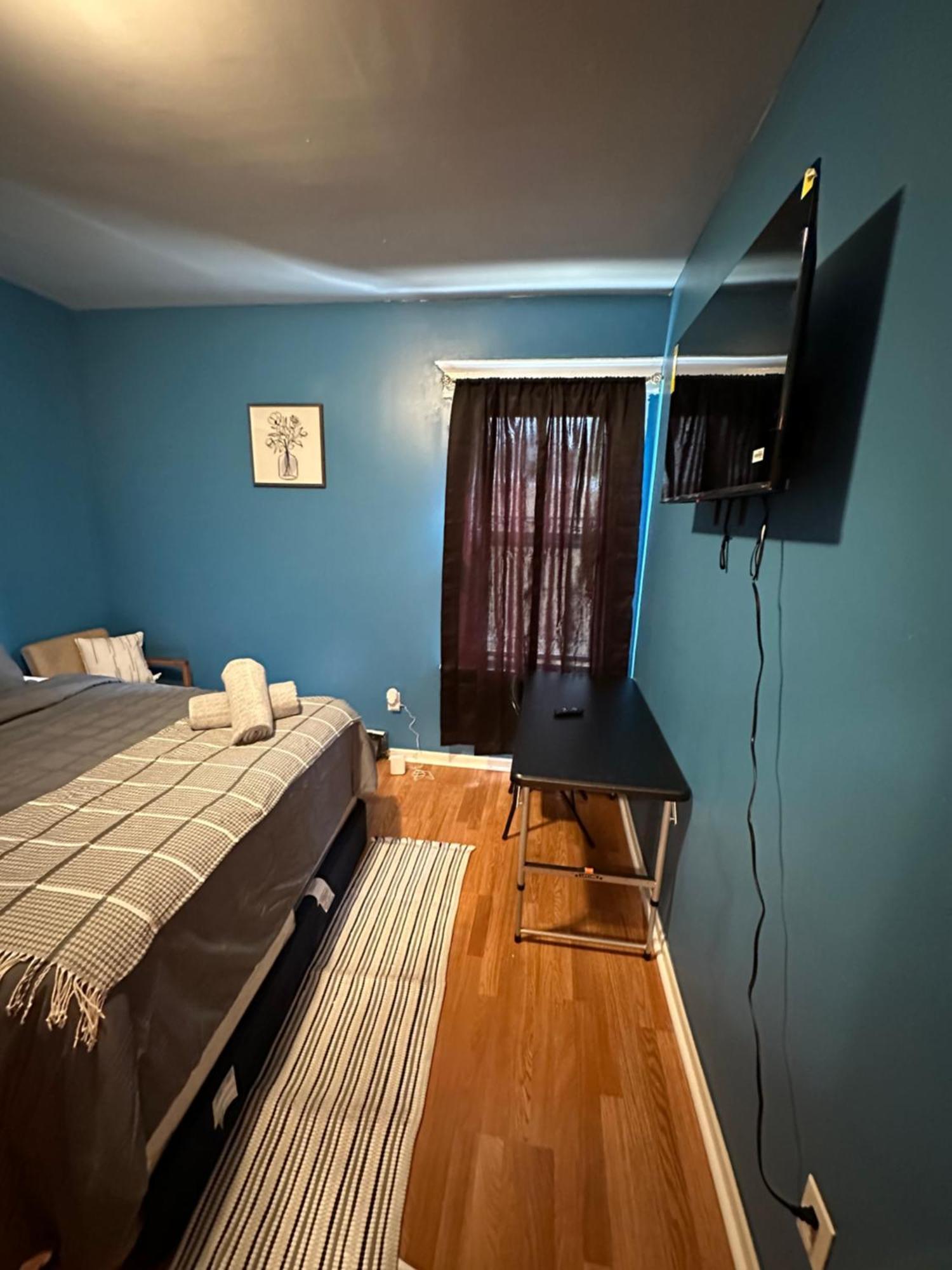 Guest house Fidelia Jade Queen Bed Minutes From Liberty International Airport And Penn Station *
