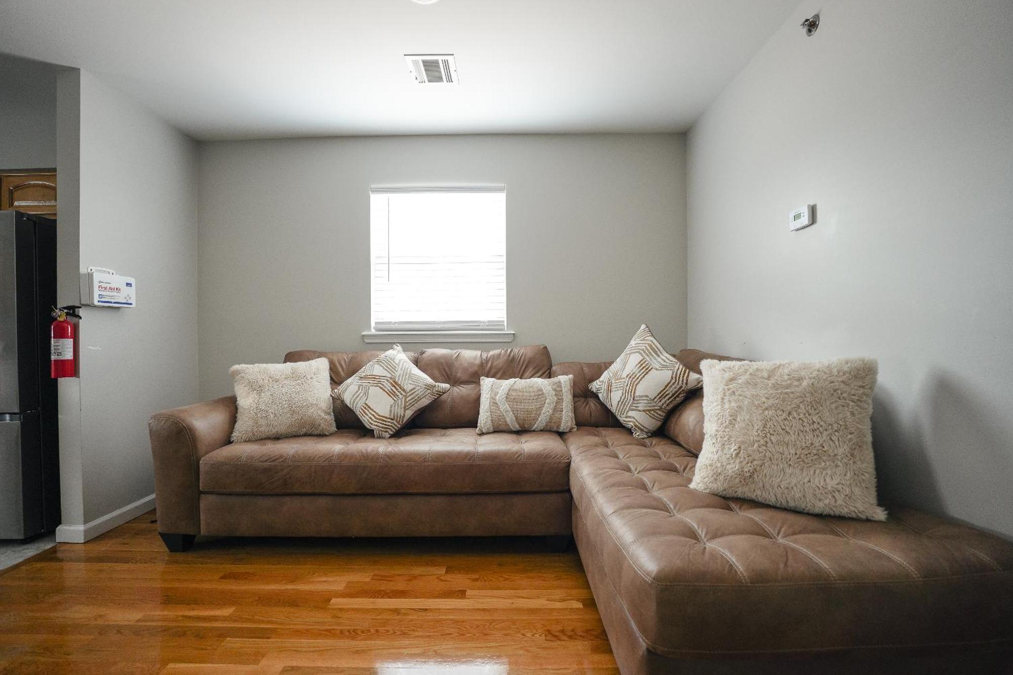 Liberty Gem Brick House - 3 * Newark