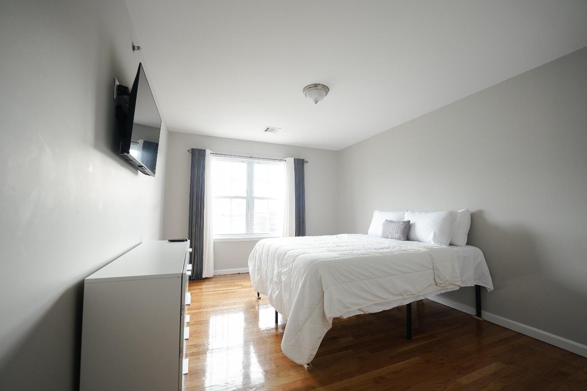 Apartment Liberty Gem Brick House - 3 *