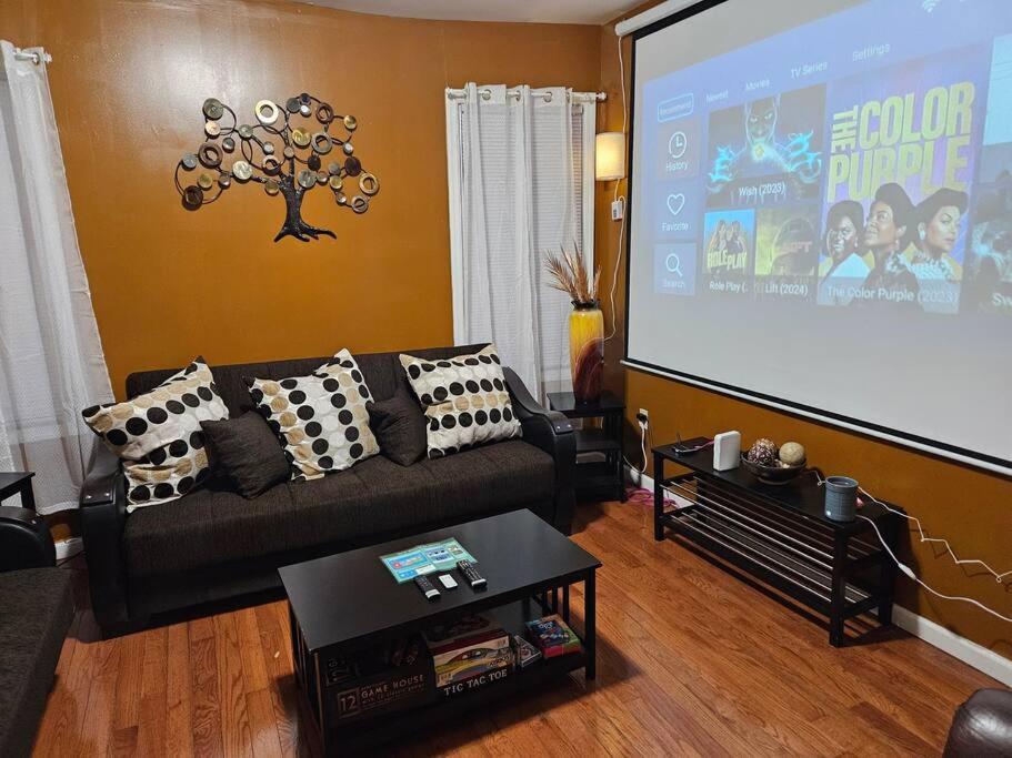 Large 3 Brm 2 Bath Near Ewr Nyc Apartment Newark