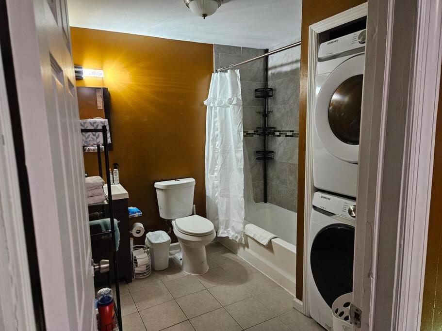 Large 3 Brm 2 Bath Near Ewr Nyc * Newark