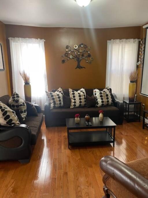 Large 3 Brm 2 Bath Near Ewr Nyc