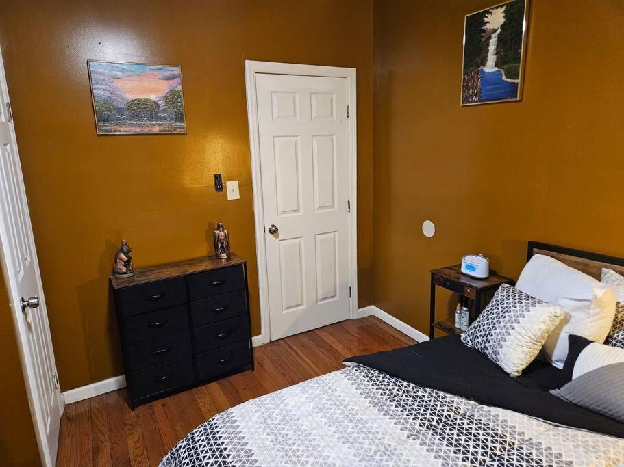 Large 3 Brm 2 Bath Near Ewr Nyc Apartment