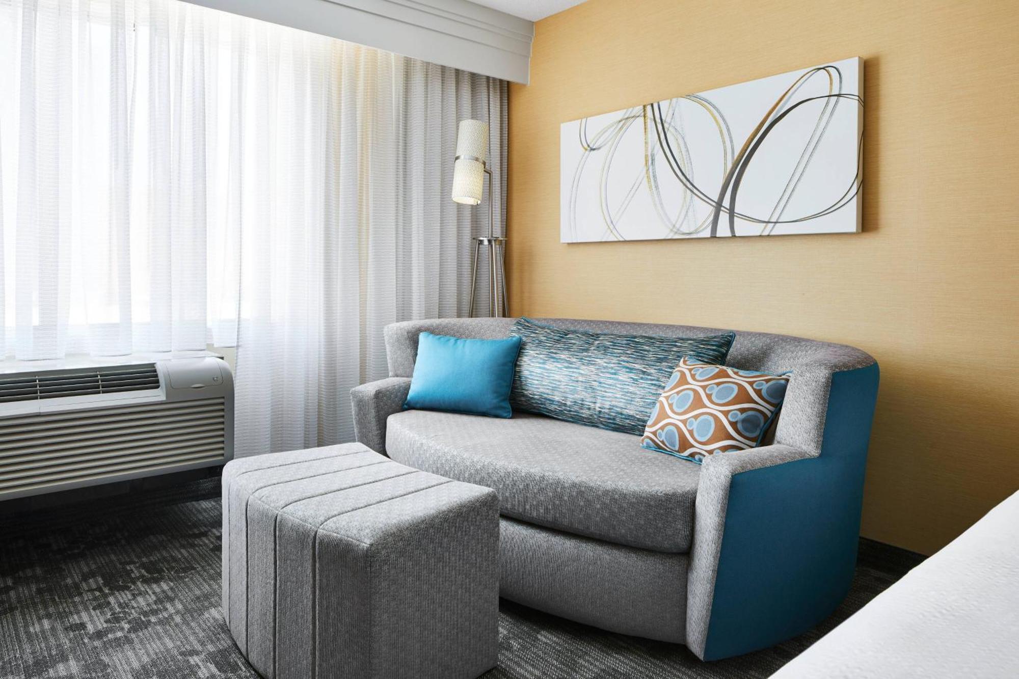 Hotel Courtyard By Marriott Downtown