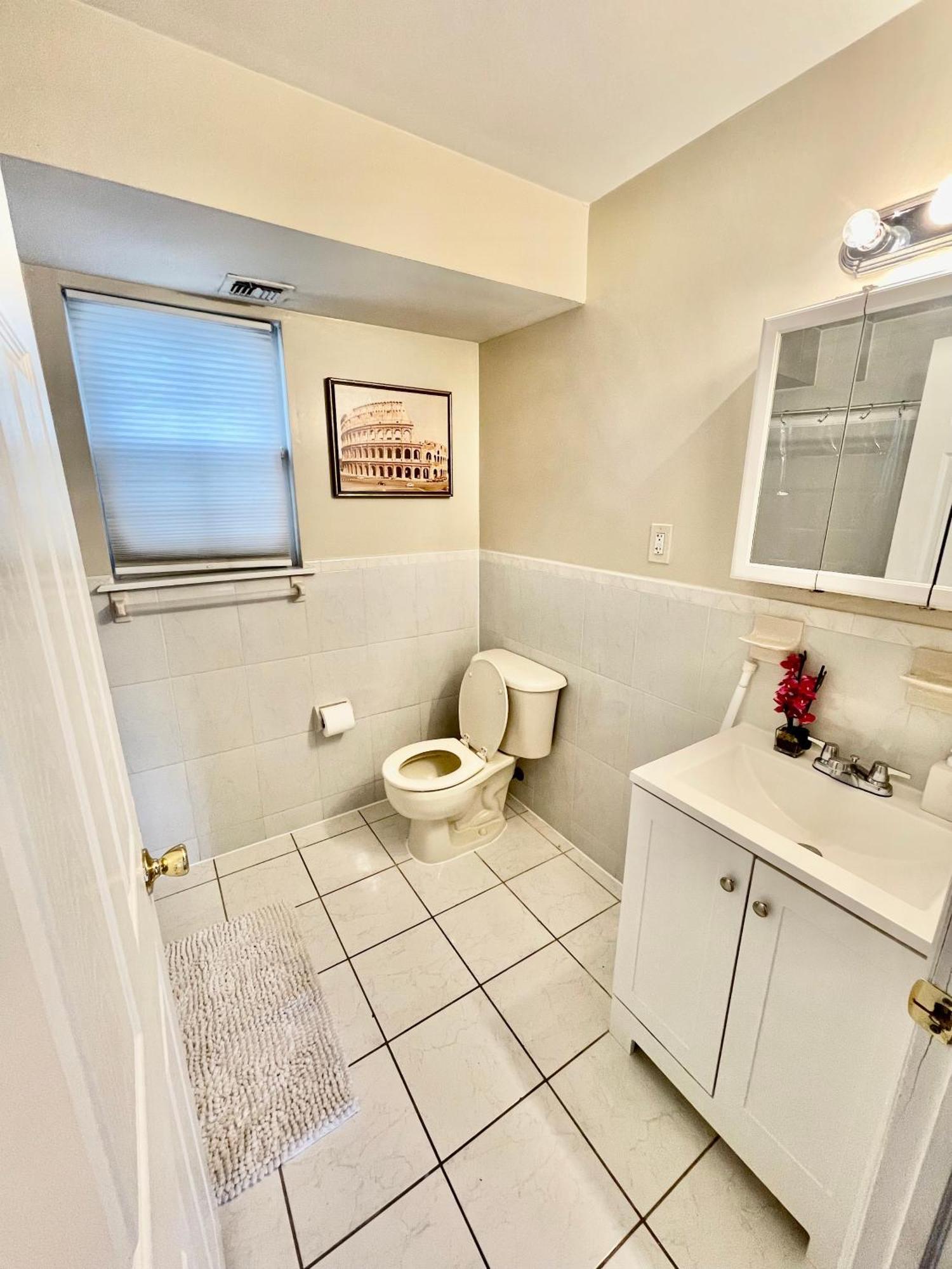 4 Bedroom Apt In Apartment